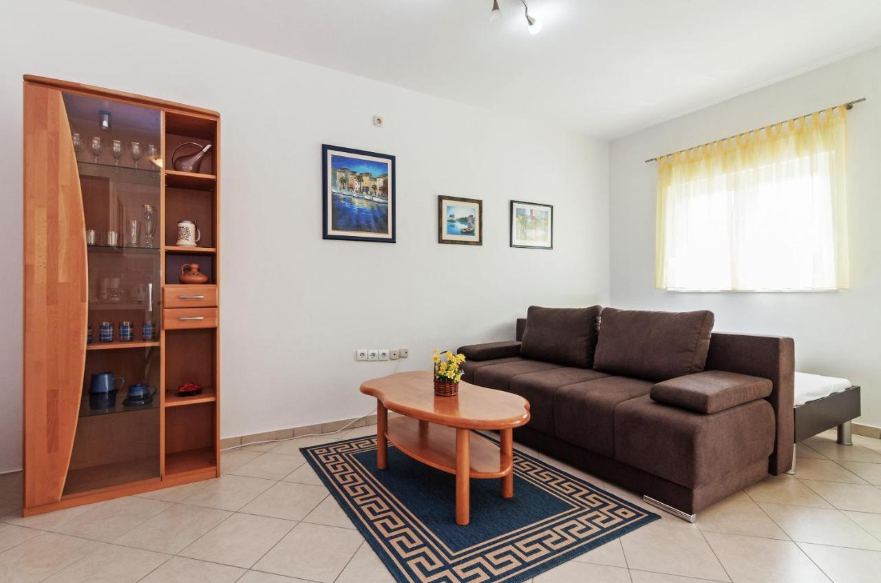 Apartment Marelja - Private Parking And Balcony Задар Экстерьер фото