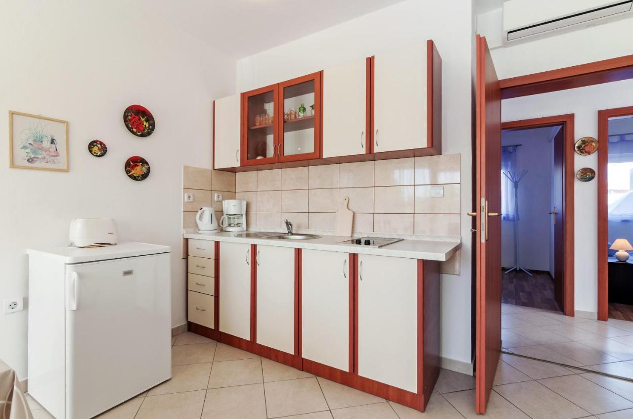 Apartment Marelja - Private Parking And Balcony Задар Экстерьер фото